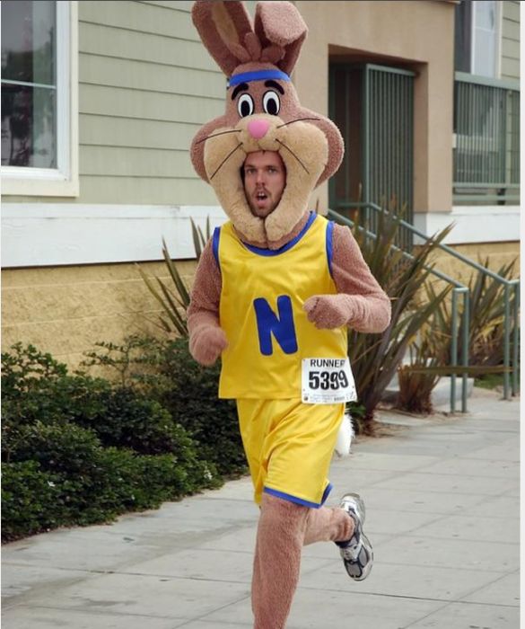 Really Bad Runner Costumes (40 pics)