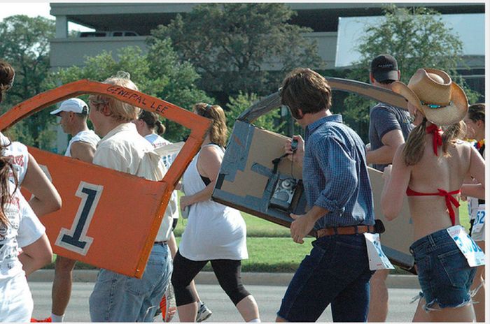 Really Bad Runner Costumes (40 pics)