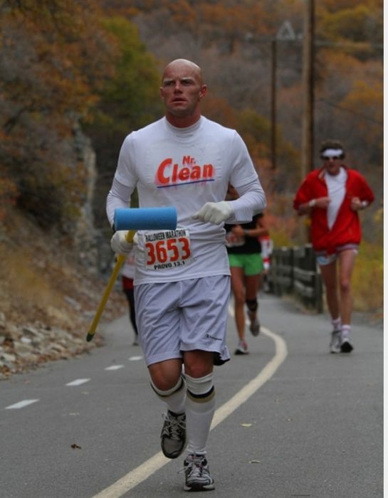 Really Bad Runner Costumes (40 pics)