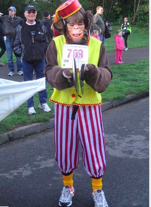 Really Bad Runner Costumes (40 pics)