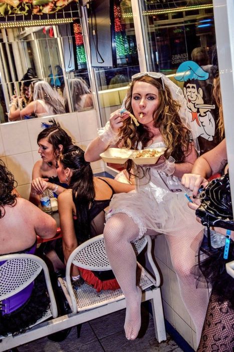 Bachelor Parties (51 pics)