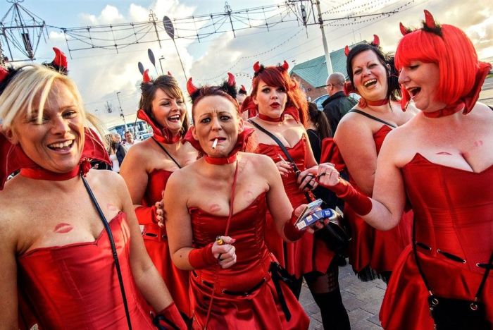 Bachelor Parties (51 pics)