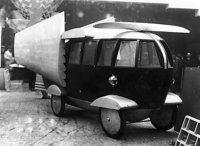 The Most Unusual Retro Vehicles from the Past (24 pics)