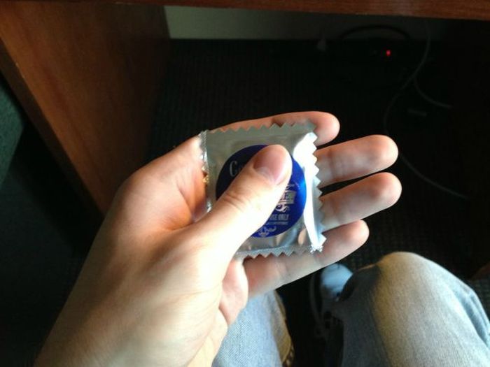 No Gentleman Should Ever Leave Home Without This Item (4 pics)