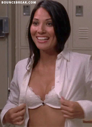Olivia Munn's Animated GIFs (20 gifs)