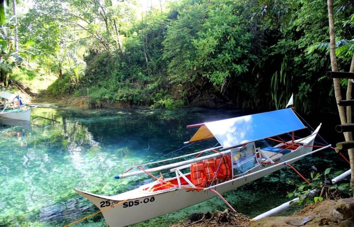 Enchanted River in Surigao del Sur, Philippines (10 pics)