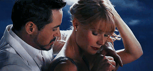 Robert Downey, Jr. GIFs (50 gifs)
