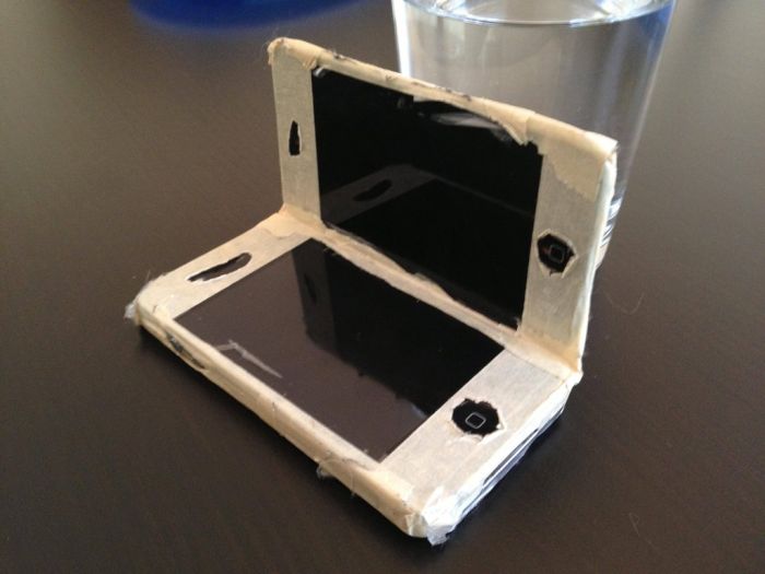 DIY Nintendo DS. Or Should We Call It iDS? (4 pics)