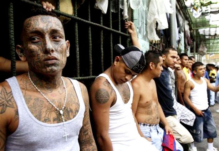 Gangs of El Salvador (20 pics + video)