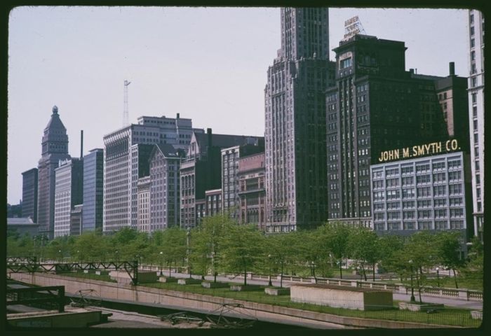 Chicago 50 Years Later (22 pics) Chicago 50 Years Later (22 pics)