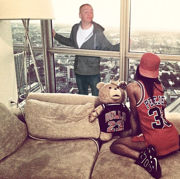 This Guy is Good at Photoshop (40 pics)