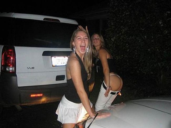 Drunk Girls Have Fun (40 pics)