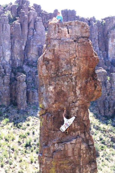 Boy Who Loves Extreme Ironing (21 pics)