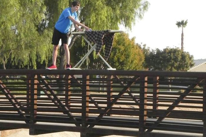 Boy Who Loves Extreme Ironing (21 pics)