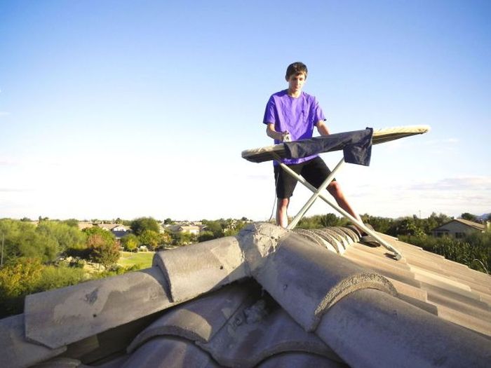 Boy Who Loves Extreme Ironing (21 pics)