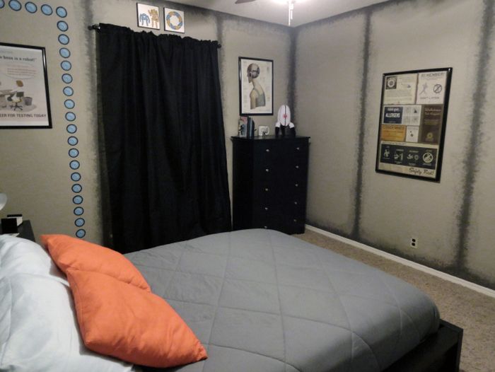 Awesome Portal Themed Bedroom (57 pics)