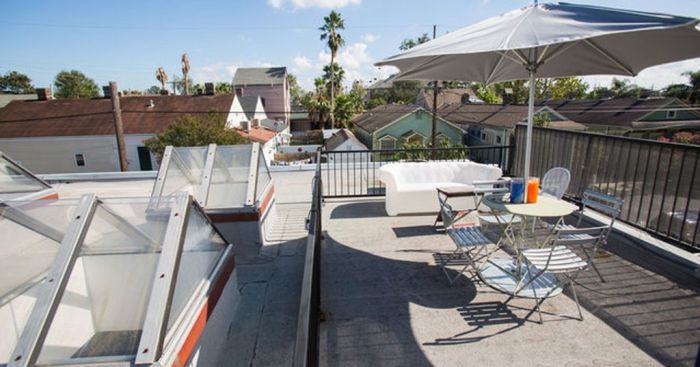 Guy Pad Rental (28 pics)