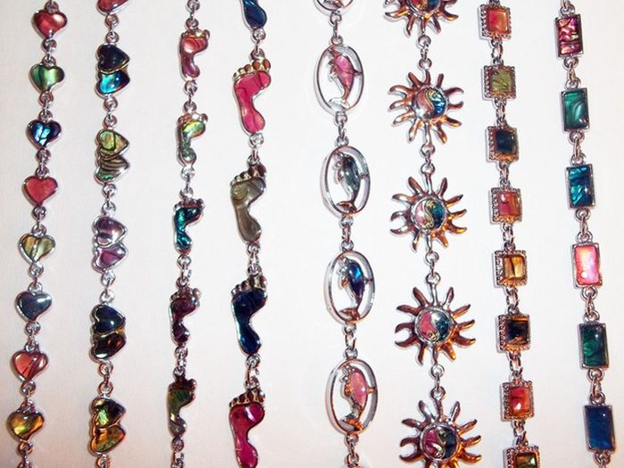 Jewelry from the ’90s (34 pics)