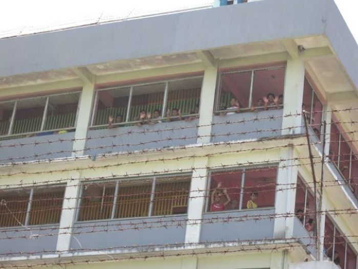 Prison Dance (20 pics + video)