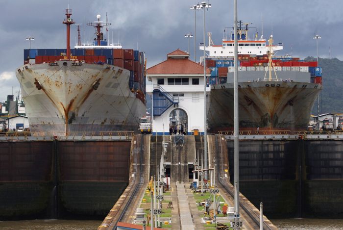 Panama Canal Turns 100 (23 pics)
