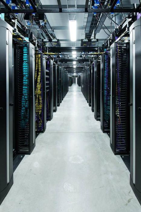 Facebook’s New Data Center in Sweden (27 pics)