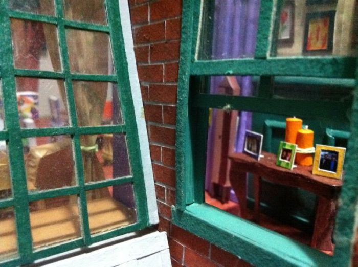 Paper Version of the Friends Apartment (11 pics)