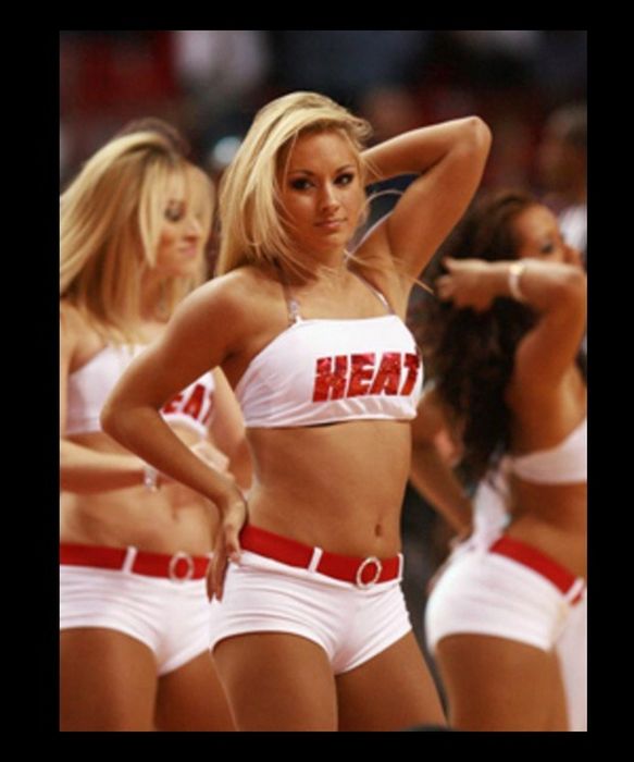 Miami Heat Cheerleaders (67 pics)