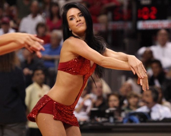 Miami Heat Cheerleaders (67 pics)