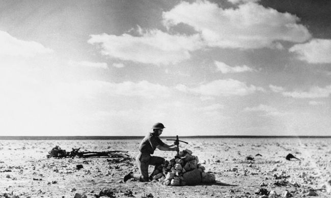 World War II Photographs (90 pics)
