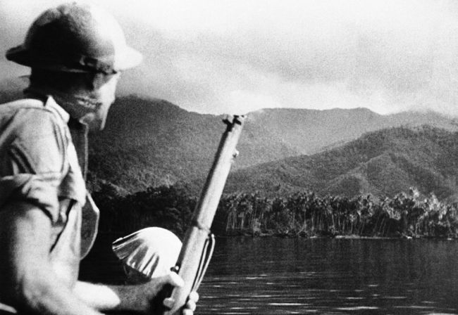 World War II Photographs (90 pics)