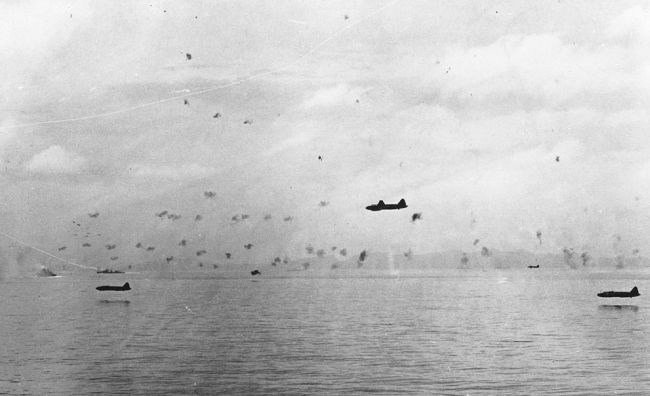 World War II Photographs (90 pics)
