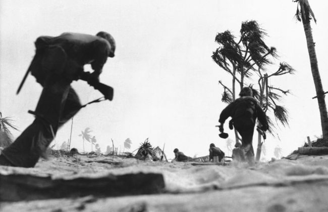 World War II Photographs (90 pics)