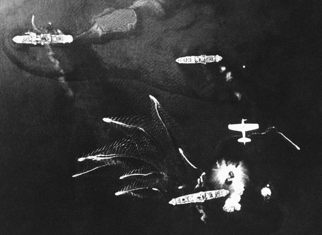 World War II Photographs (90 pics)