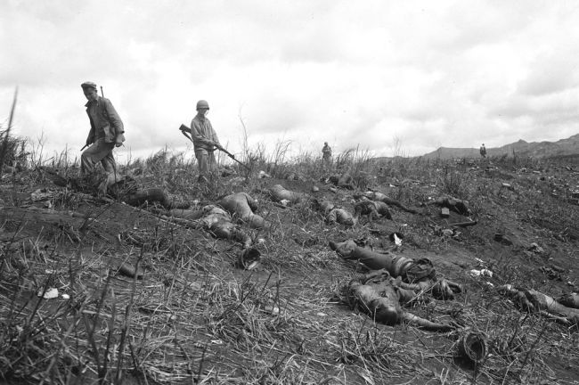 World War II Photographs (90 pics)