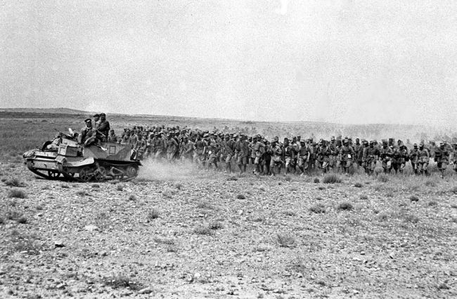 World War II Photographs (90 pics)