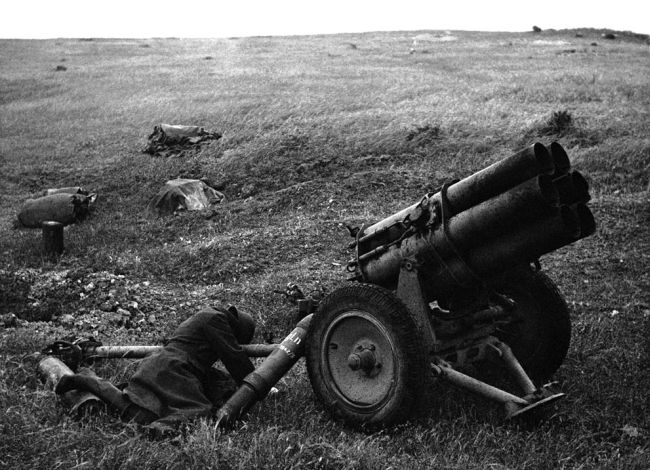 World War II Photographs (90 pics)