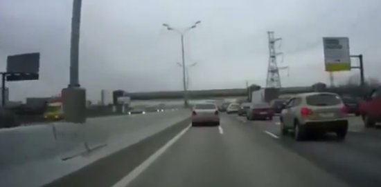 Russian Way of Overtaking in Traffic Jam