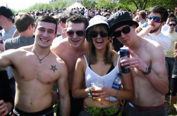 Acid Picdump (118 pics)