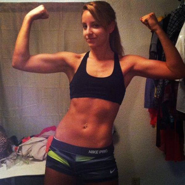 Women with Great Abs (42 pics)