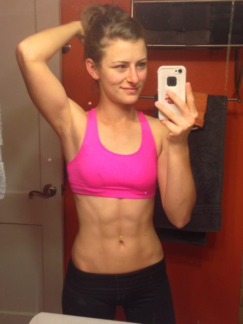 Women with Great Abs (42 pics)