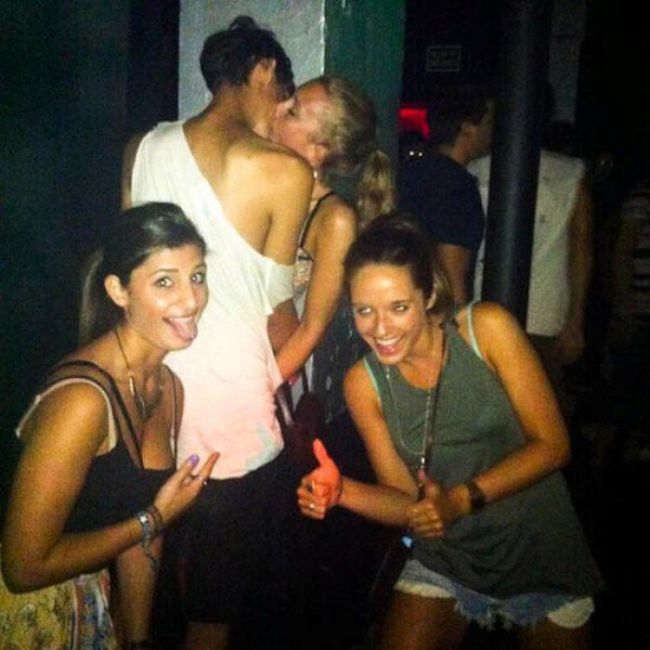 Drunk Girls Party Hard (58 pics)