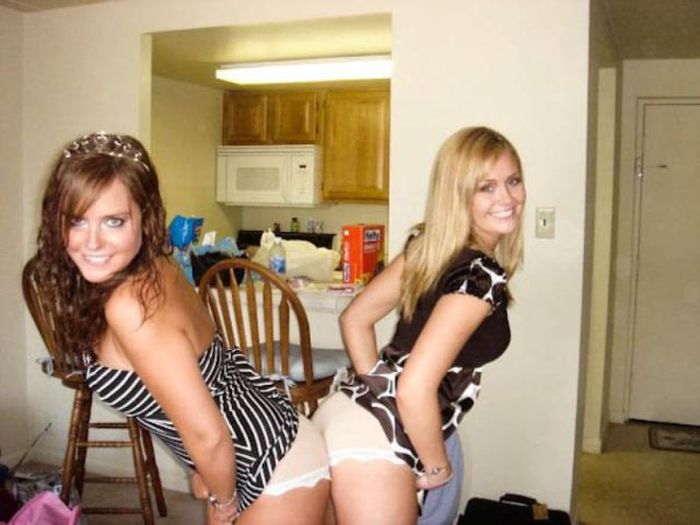 Drunk Girls Party Hard (58 pics)