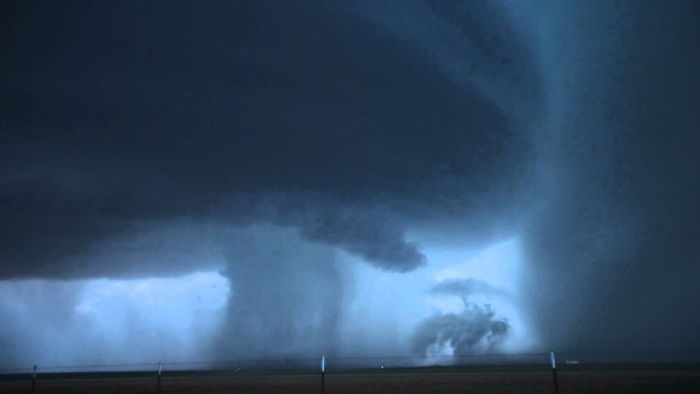The Best Tornado Photos of 2013 (15 pics)