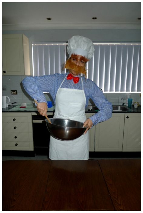 One Costume a Day (41 pics)