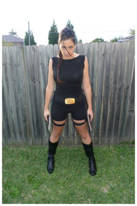 One Costume a Day (41 pics)