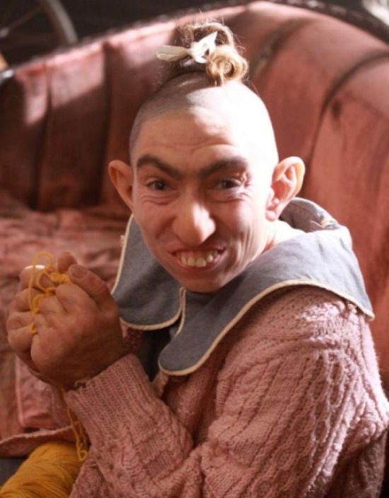 Pepper vs Naomi Grossman (5 pics)