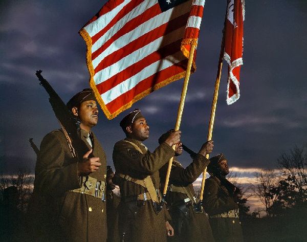 Colorized WWII USA Photos (41 pics)