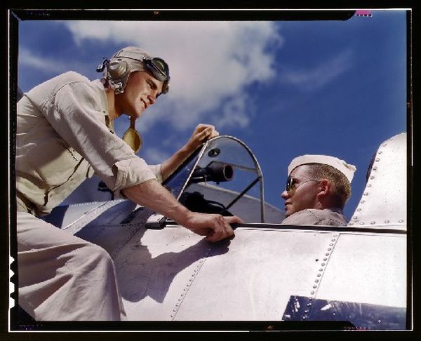 Colorized WWII USA Photos (41 pics)