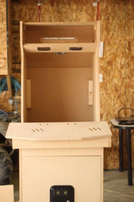 Another Homemade Arcade Game Machine (26 pics)