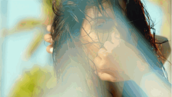 Priyanka Chopra. Bollywood's Most Beautiful (23 gifs)